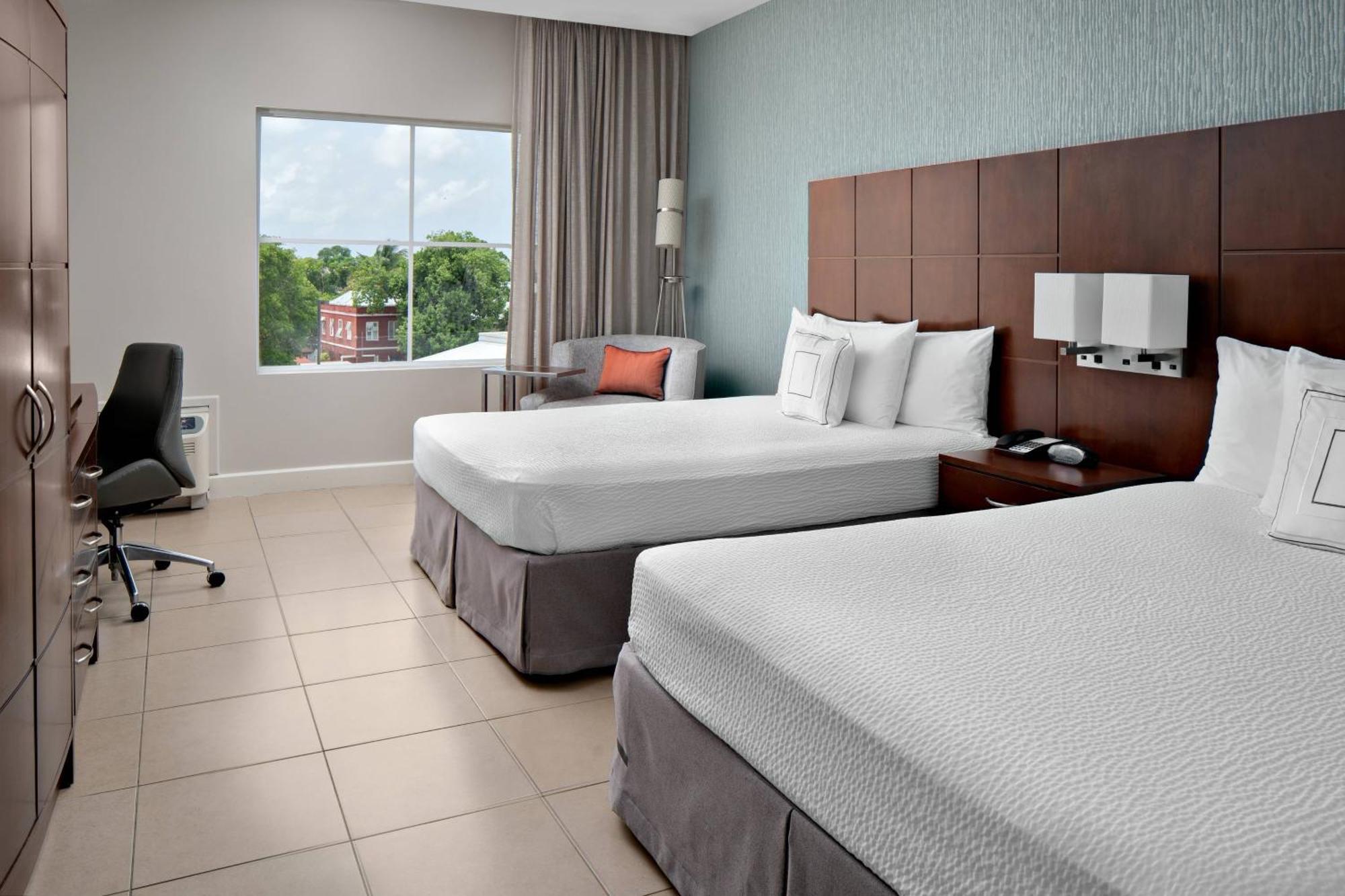 คอร์ตยาร์ด บาย แมริออท บริดจ์ทาวน์ Hotel ภายนอก รูปภาพ
