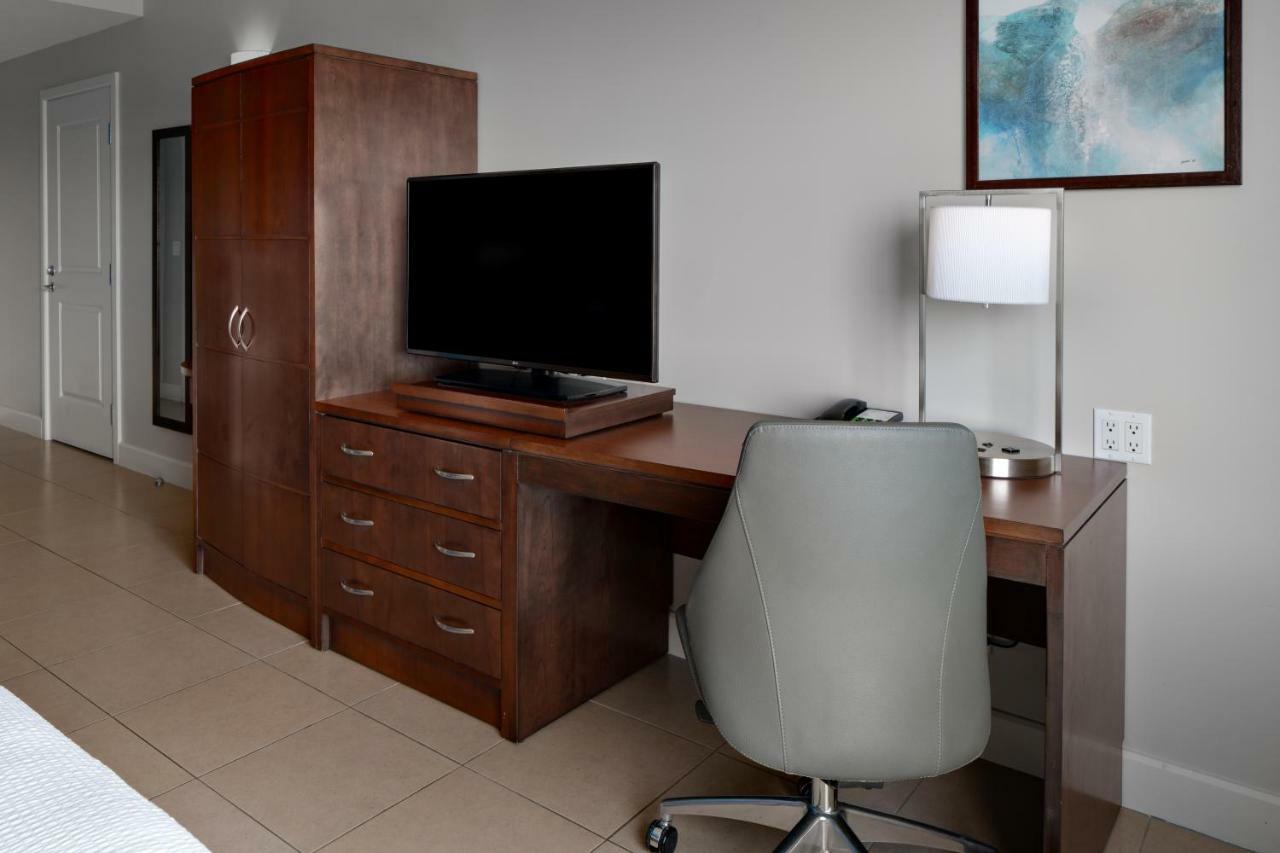 คอร์ตยาร์ด บาย แมริออท บริดจ์ทาวน์ Hotel ภายนอก รูปภาพ